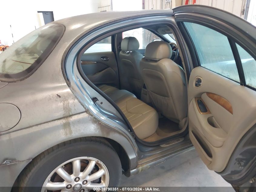 2002 Jaguar S-Type 4.0L V8 VIN: SAJDA01P12GM44798 Lot: 39790351