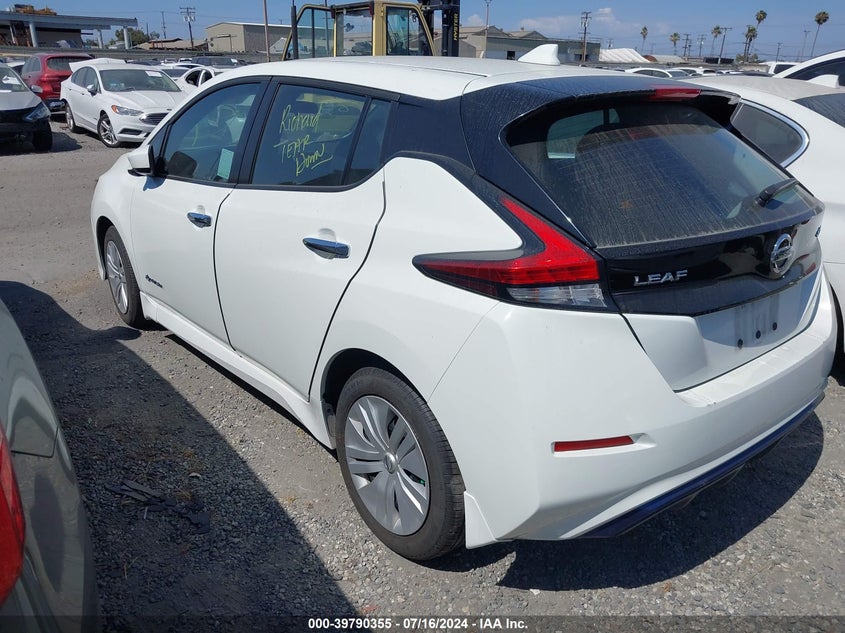 VIN 1N4AZ1CP0JC301656 2018 NISSAN LEAF S