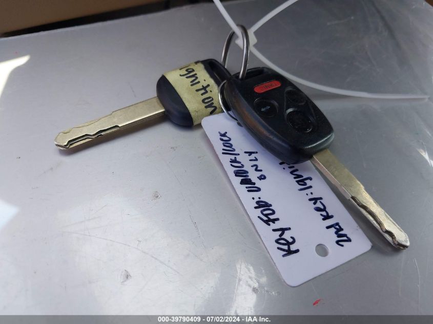 2004 Honda Accord 2.4 Lx VIN: JHMCM56394C036613 Lot: 39790409