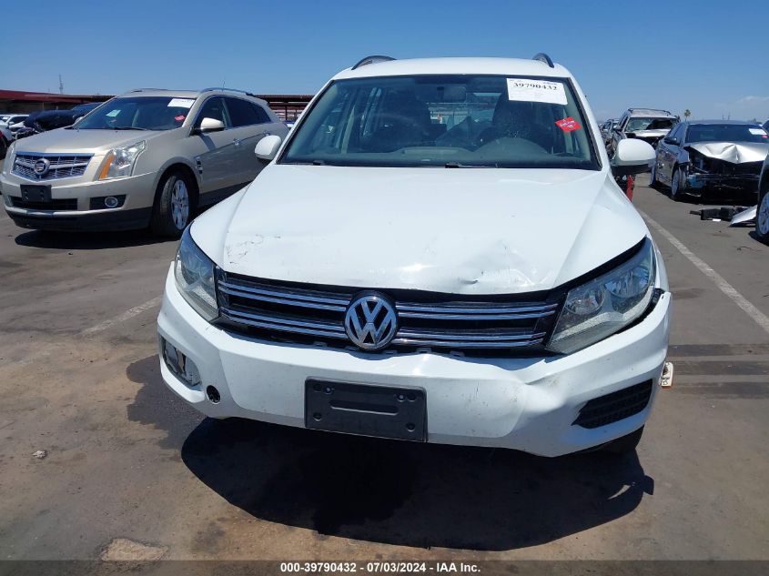 2017 Volkswagen Tiguan 2.0T/2.0T S VIN: WVGBV7AX3HK052085 Lot: 39790432