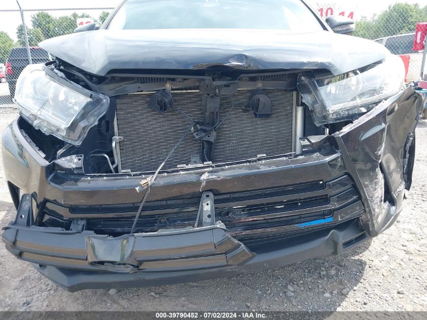 2018 Toyota Highlander Se VIN: 5TDJZRFHXJS900270 Lot: 39790452