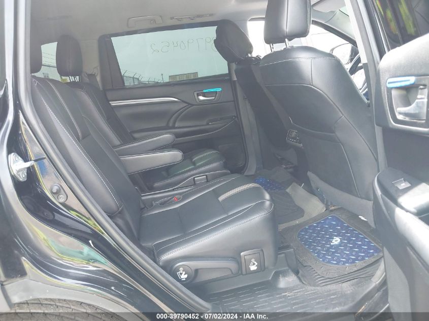 2018 Toyota Highlander Se VIN: 5TDJZRFHXJS900270 Lot: 39790452