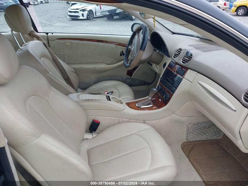 2008 Mercedes-Benz Clk 350 VIN: WDBTJ56H58F243119 Lot: 39790456