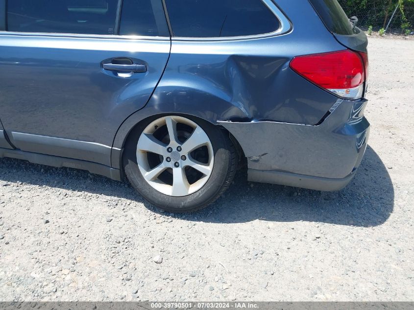 2014 Subaru Outback 2.5I Premium VIN: 4S4BRBCC8E3212372 Lot: 39790501