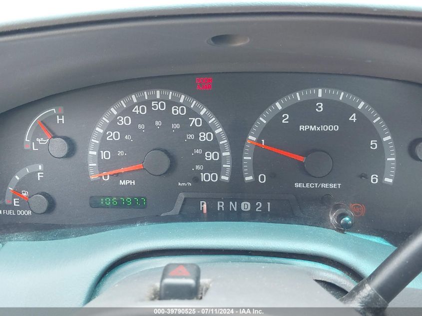 2002 Ford F-150 Xl/Xlt VIN: 2FTRF17252CA63173 Lot: 39790525