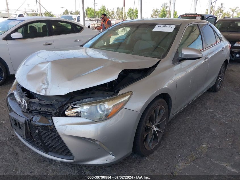 4T1BF1FK3FU008581 2015 TOYOTA CAMRY - Image 2