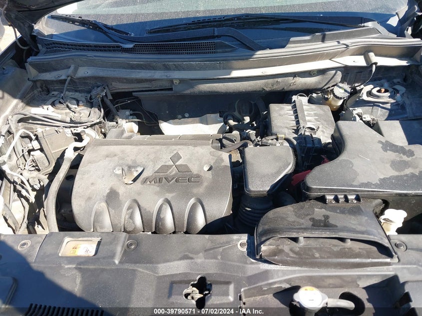 2018 Mitsubishi Outlander Es VIN: JA4AZ3A3XJZ057074 Lot: 39790571