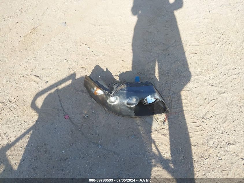 2001 Ford Mustang VIN: 1FAFP40461F247706 Lot: 39790599