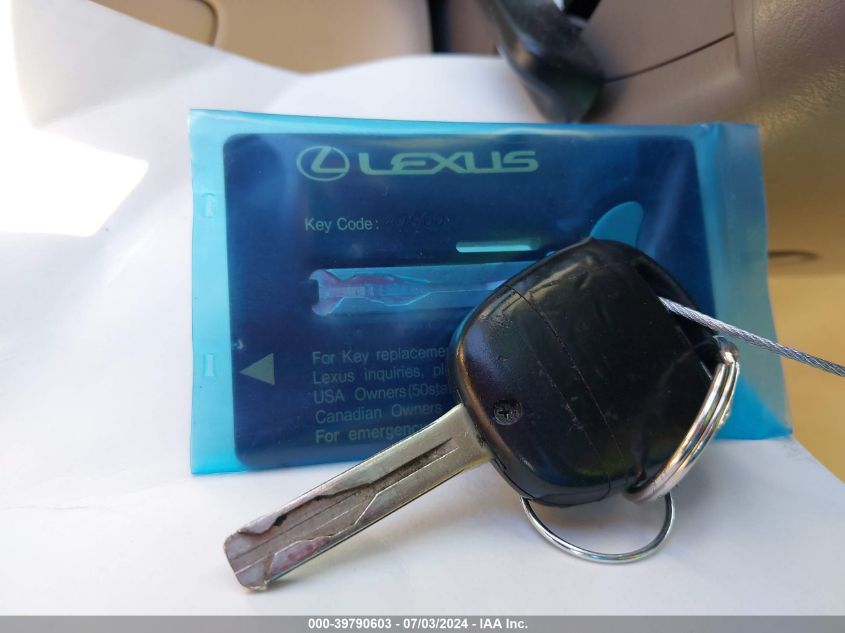 2005 Lexus Es 330 VIN: JTHBA30G155114876 Lot: 39790603