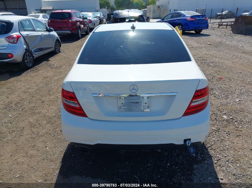 2012 Mercedes-Benz C 250 Luxury/Sport VIN: WDDGF4HB1CA674267 Lot: 39790783