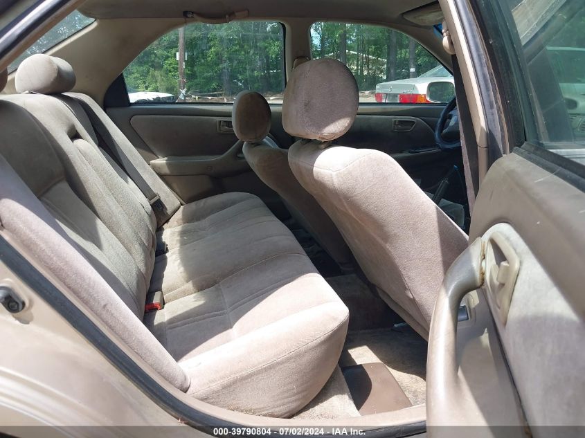 1999 Toyota Camry Le VIN: 4T1BG22K7XU890283 Lot: 39790804