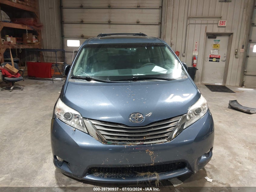2014 Toyota Sienna Xle V6 8 Passenger VIN: 5TDYK3DC4ES410517 Lot: 39790937