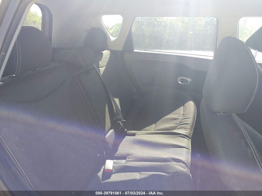 2015 Kia Soul + VIN: KNDJP3A54F7196388 Lot: 39791061