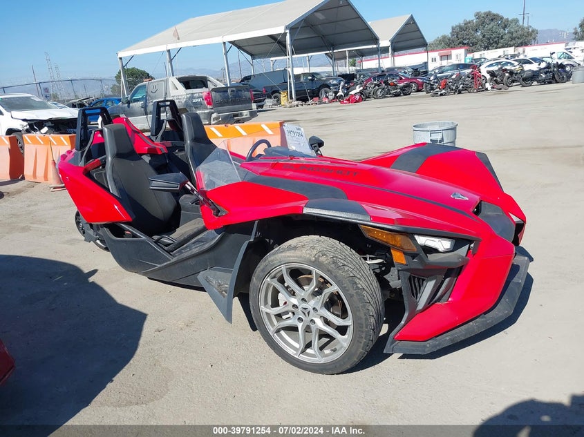 2021 POLARIS SLINGSHOT  (VIN: 57XAAPGD1M8143461)
