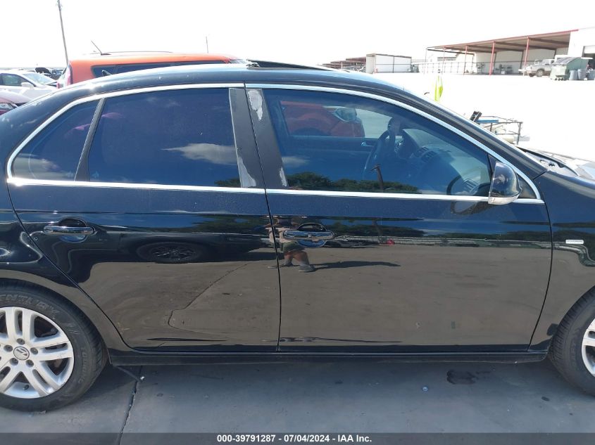 2007 Volkswagen Jetta Wolfsburg Edition VIN: 3VWEG81K17M141891 Lot: 39791287