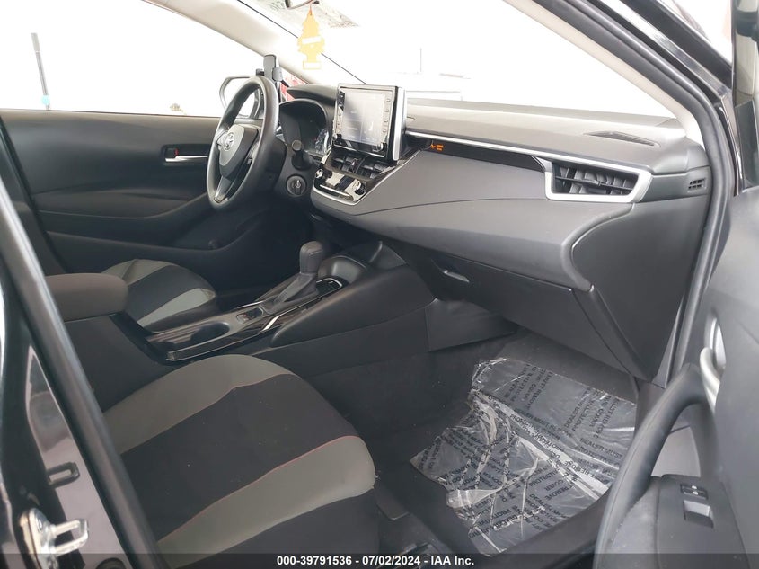 VIN JTDEPMAE1MJ166689 2021 TOYOTA COROLLA LE