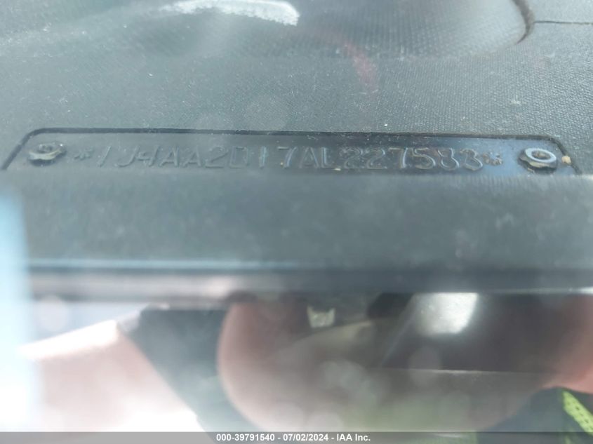 2010 Jeep Wrangler Sport VIN: 1J4AA2D17AL227583 Lot: 39791540