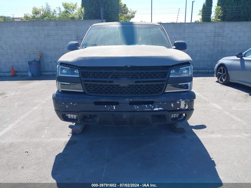 2003 Chevrolet Silverado 1500 Ls VIN: 2GCEK19T331205145 Lot: 39791602
