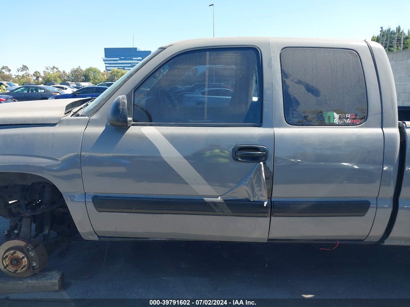 2003 Chevrolet Silverado 1500 Ls VIN: 2GCEK19T331205145 Lot: 39791602