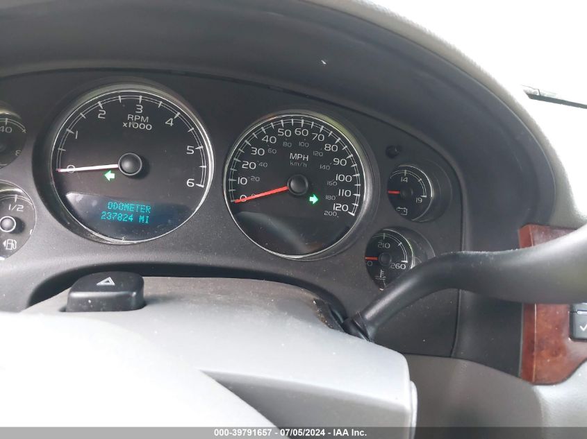 2010 Chevrolet Tahoe Lt VIN: 1GNUKBE06AR256325 Lot: 39791657