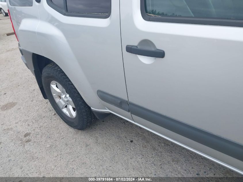 2013 Nissan Xterra S VIN: 5N1AN0NW2DN813511 Lot: 39791684