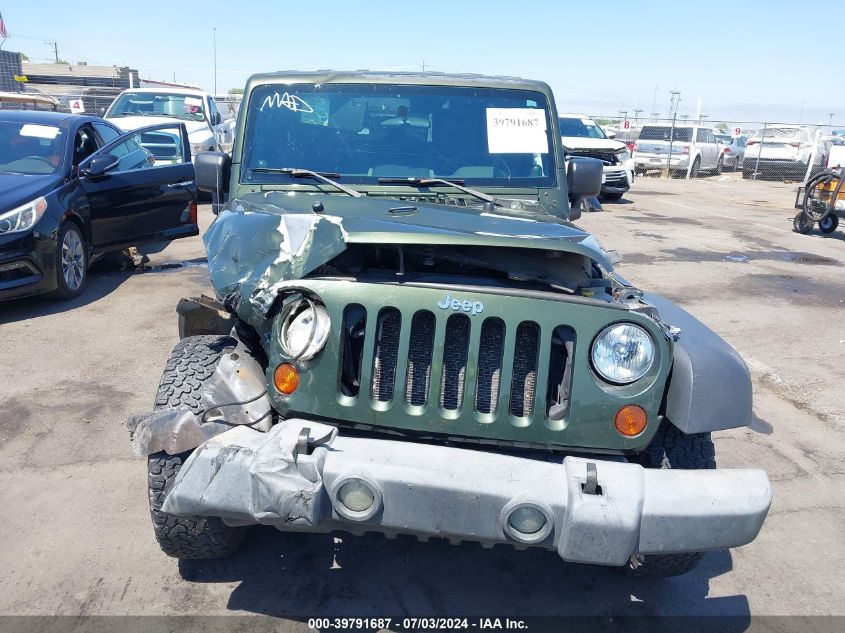 2007 Jeep Wrangler X VIN: 1J4GA39177L111799 Lot: 39791687