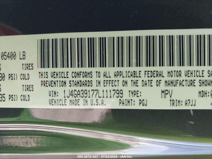 2007 Jeep Wrangler X VIN: 1J4GA39177L111799 Lot: 39791687