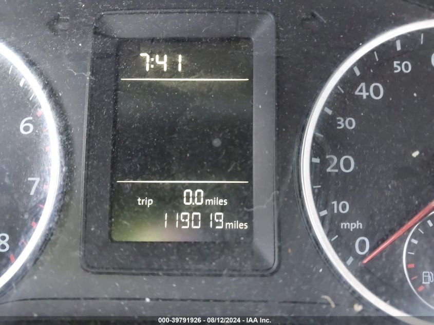 2010 Volkswagen Tiguan S VIN: WVGAV7AX8AW532388 Lot: 39791926