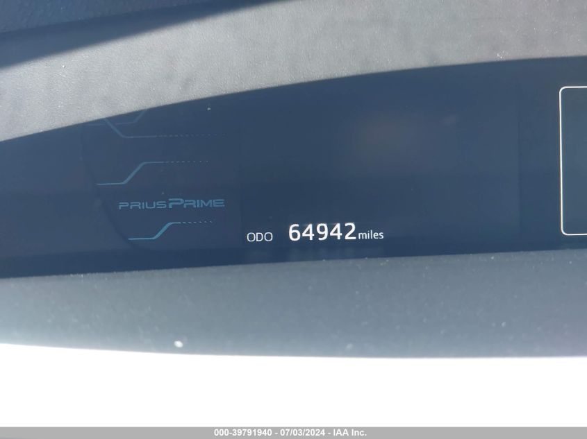 2017 Toyota Prius Prime Plus/Premium/Advanced VIN: JTDKARFP7H3038690 Lot: 39791940
