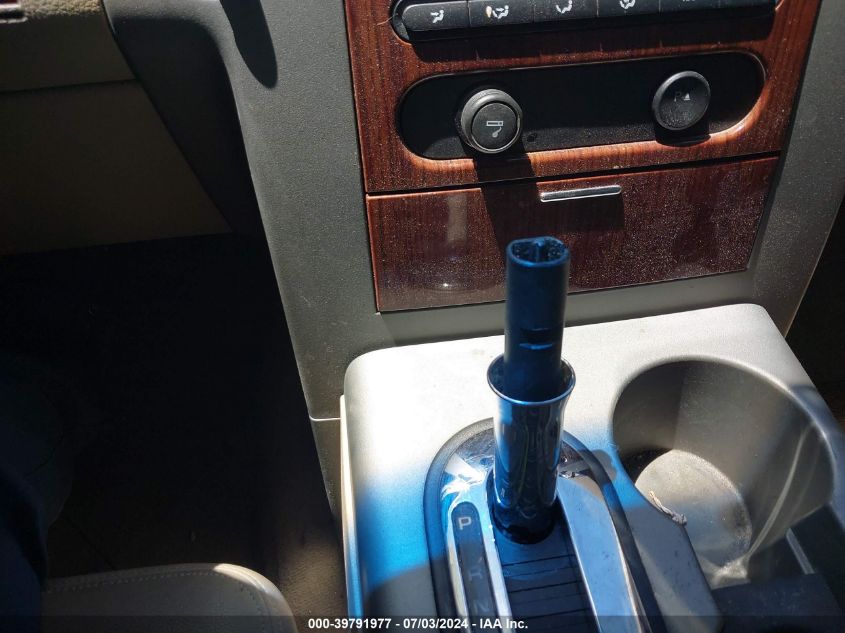 2007 Ford F-150 Fx4/Lariat/Xlt VIN: 1FTPW14517FB47492 Lot: 39791977