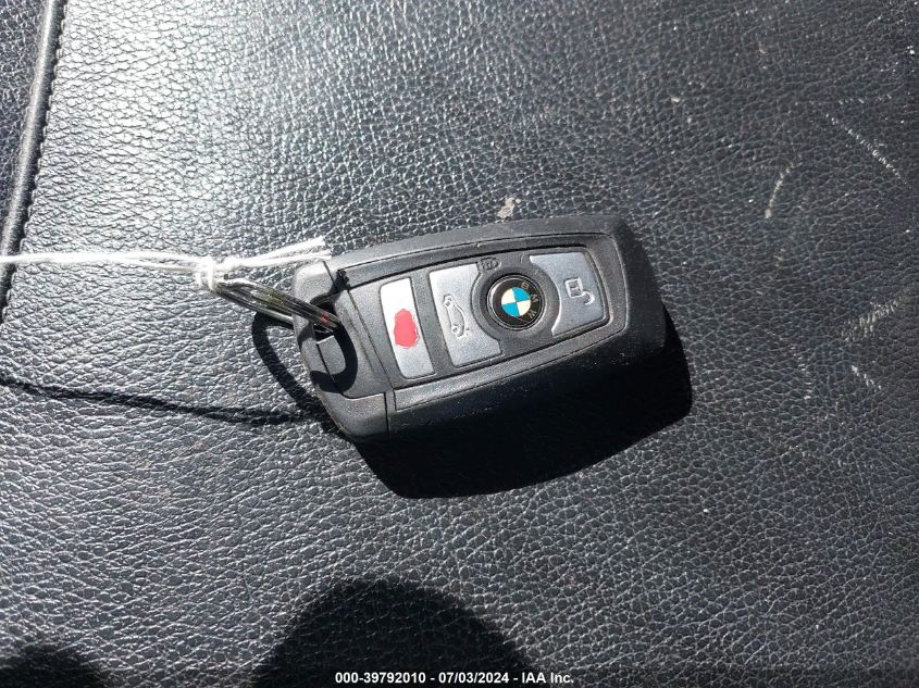 2016 BMW X3 xDrive28I VIN: 5UXWX9C59G0D88813 Lot: 39792010