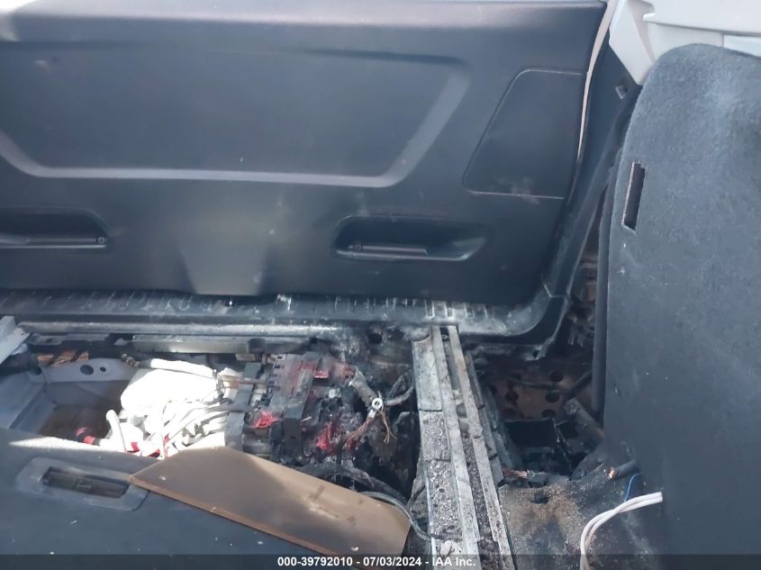 2016 BMW X3 xDrive28I VIN: 5UXWX9C59G0D88813 Lot: 39792010