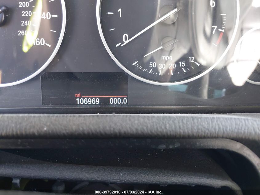 2016 BMW X3 xDrive28I VIN: 5UXWX9C59G0D88813 Lot: 39792010