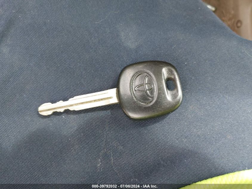 2002 Toyota Highlander Limited V6 VIN: JTEGF21AX20063301 Lot: 39792032