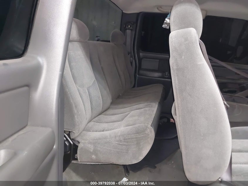 2004 Chevrolet Silverado 1500 C1500 VIN: 2GCEC19T541194387 Lot: 39792038