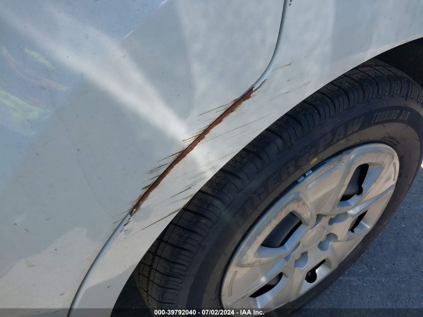 2011 Kia Soul VIN: KNDJT2A10B7304986 Lot: 39792040