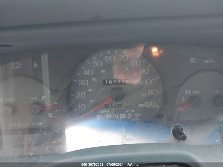 1999 Mercury Grand Marquis Gs VIN: 2MEFM74W3XX639389 Lot: 39792106