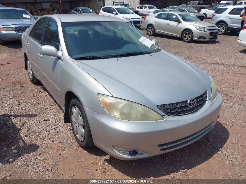 2004 Toyota Camry Le VIN: 4T1BE32K94U858703 Lot: 39792157