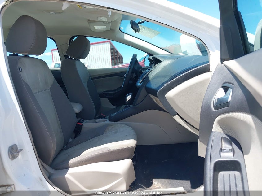 2014 Ford Focus Se VIN: 1FADP3F21EL276254 Lot: 39792181