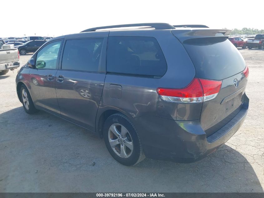 5TDKK3DC2ES478045 2014 Toyota Sienna Le V6 8 Passenger