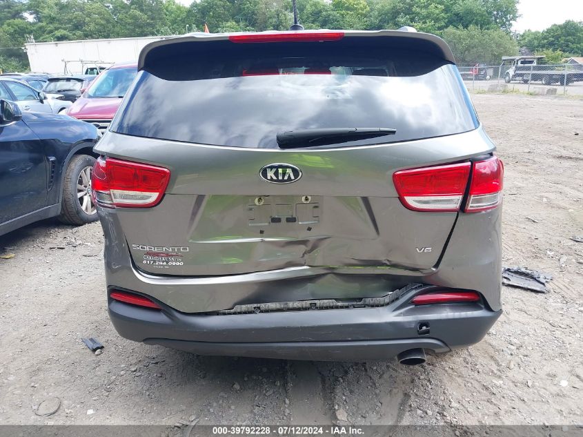 2017 Kia Sorento 3.3L Lx VIN: 5XYPGDA55HG217710 Lot: 39792228