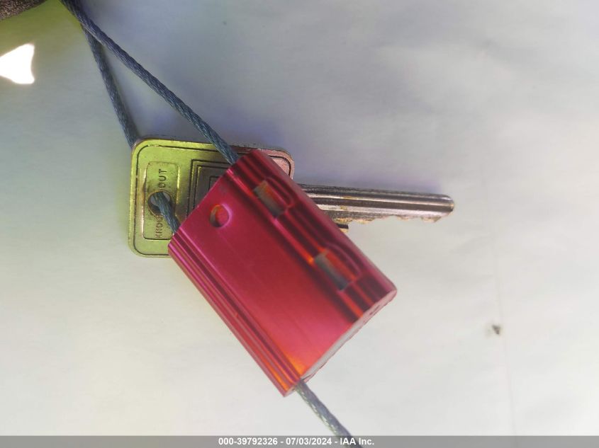 1994 Chevrolet Gmt-400 C1500 VIN: 1GCEC19K6RE293717 Lot: 39792326