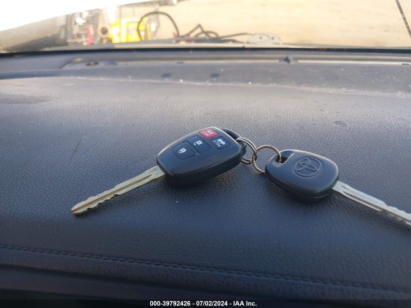 2016 Toyota Corolla Le VIN: 2T1BURHE3GC535759 Lot: 39792426