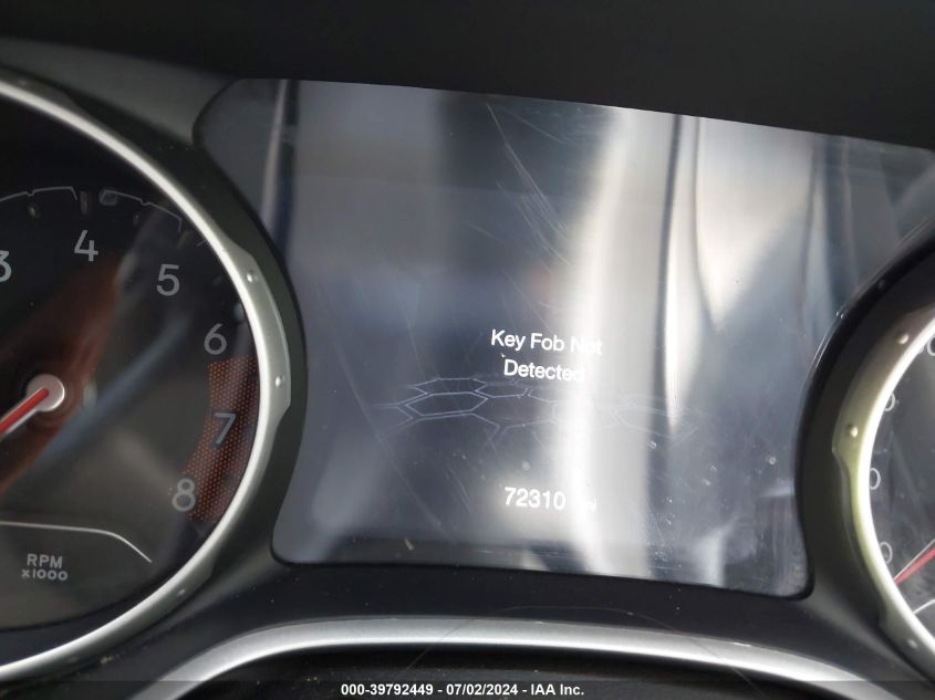 2019 Jeep Compass Latitude Fwd VIN: 3C4NJCBB1KT856240 Lot: 39792449