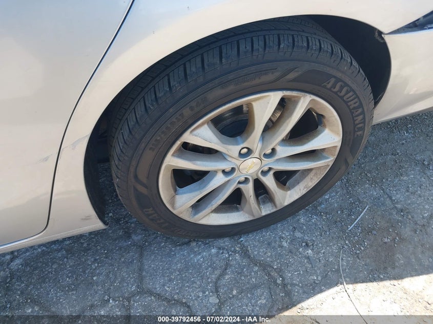 2018 Chevrolet Malibu Lt VIN: 1G1ZD5ST0JF230662 Lot: 39792456