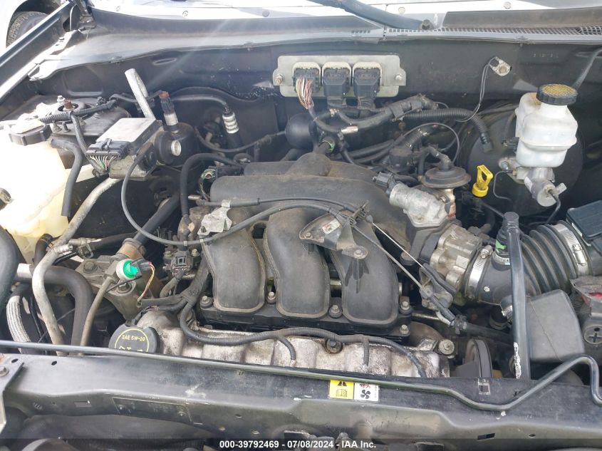 2005 Ford Escape Xlt VIN: 1FMYU03155KA41534 Lot: 39792469