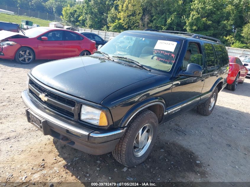 1997 Chevrolet Blazer Lt VIN: 1GNDT13W6V2124050 Lot: 39792479