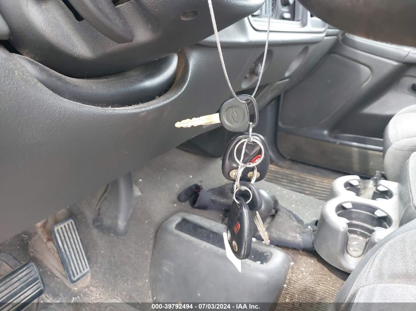 2004 Chevrolet Silverado 1500 Z71 VIN: 1GCEK19TX4E370626 Lot: 39792494