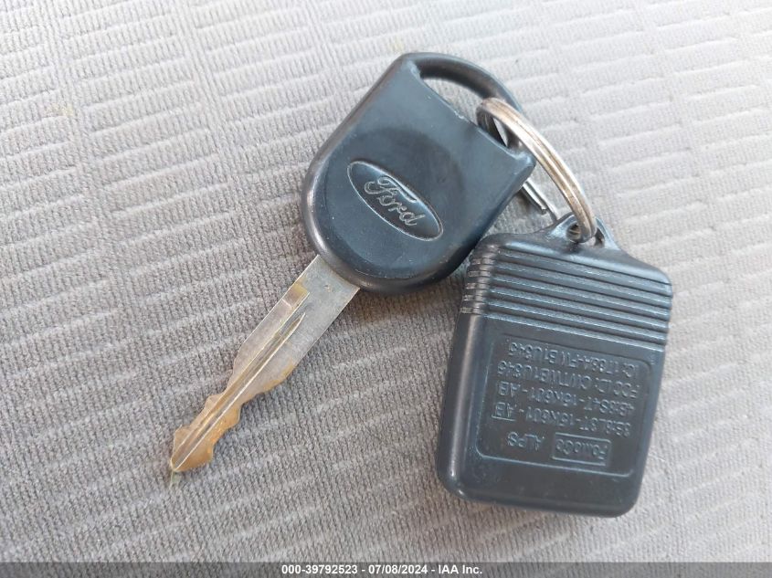 2006 Ford Explorer Xlt VIN: 1FMEU73E16UB35589 Lot: 39792523