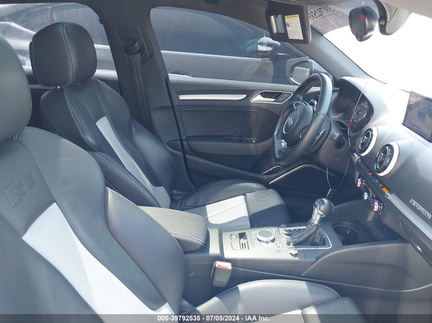 2015 AUDI S3 PRESTIGE - WAUFFGFF3F1058374